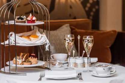 Hotel Drei König | Afternoon Tea «Royal» – Bild 2